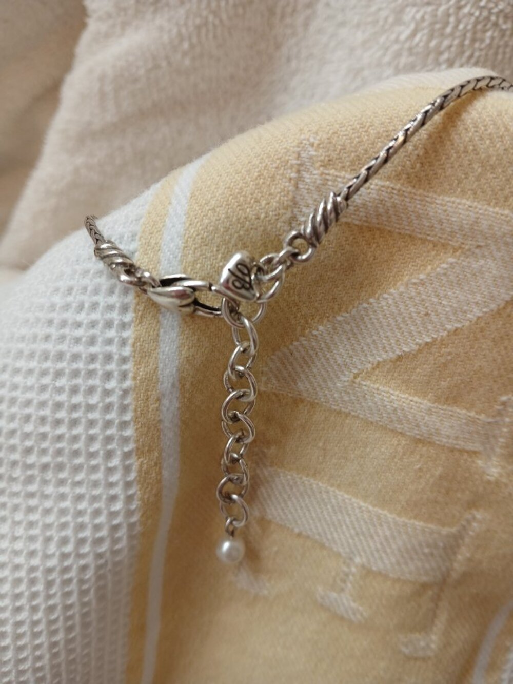 Vintage Brighton Pearl Heart - Picture 4 of 4